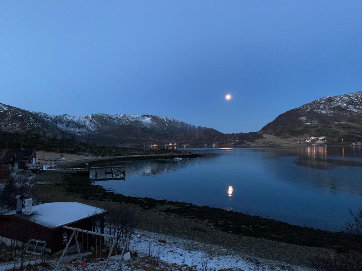 Kvaloya Apartment By The Sea Tromsø Buitenkant foto